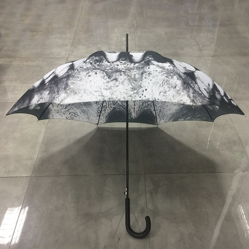 2019 unique design Auto open 190T black polyester fabric sunny and rainy straight umbrella with Skull teeth printing for Christmas gift