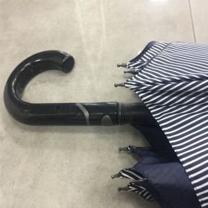 2019 high quality Fashion mens’ adult double canopy windpoof custom rain straight stripe umbrella from China supplier (fiberglass umbrella frame)